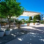 Aparthotel Evita 3*