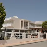Aparthotel Evita 3*