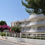 Evita Aparthotel 3*