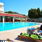 Evita Aparthotel