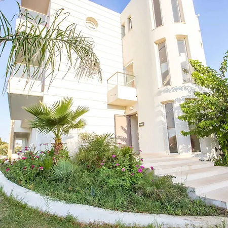 Evita Ξενοδοχείο με διαμερίσματα Φαληράκι