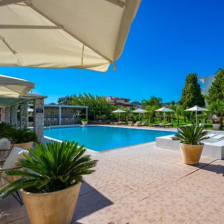 Evita 公寓式酒店 3*