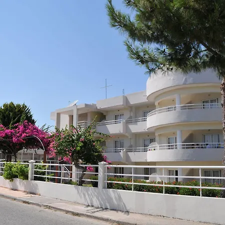 Evita Apartahotel 3*