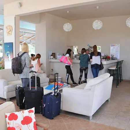 Apartahotel Evita 3*