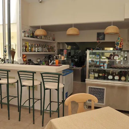 Evita Apartahotel