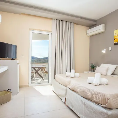 Evita Apartahotel