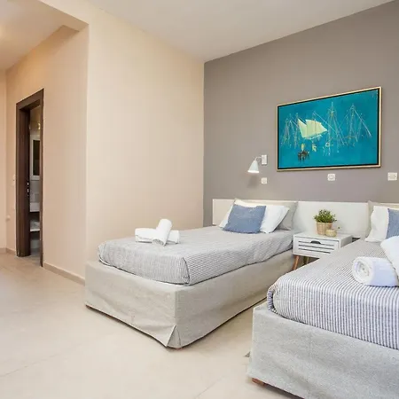 Evita Apartahotel 3*