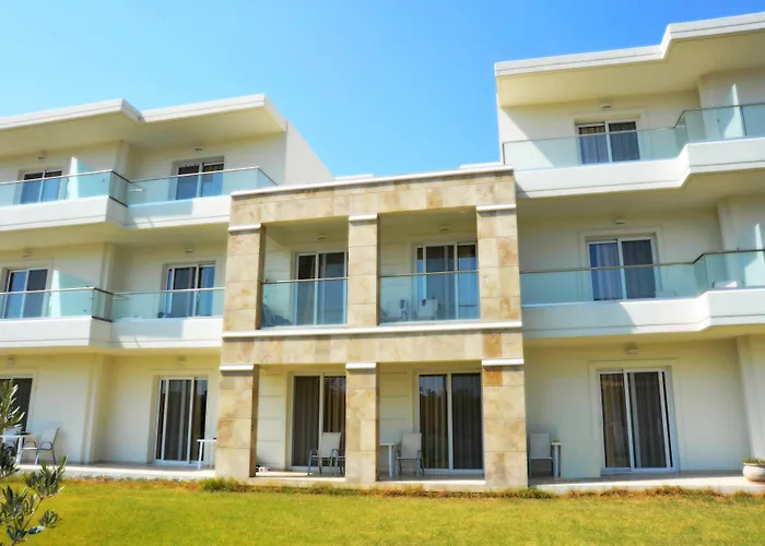 מלון דירות Evita 3*